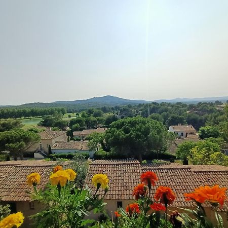 Charmant T2 Climatise Avec Belle Vue , Golf De Pont-Royal Mallemort Rum bild