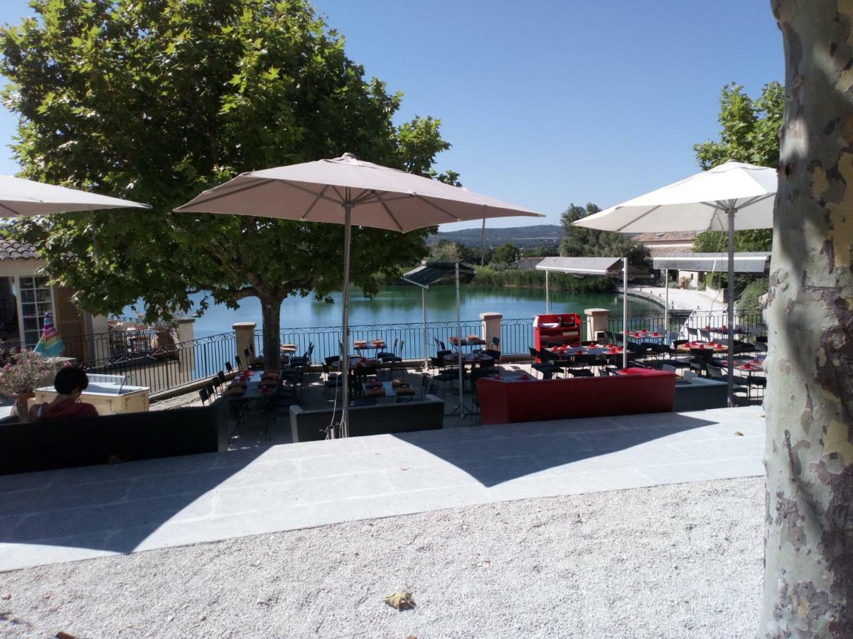 Charmant T2 Climatise Avec Belle Vue , Golf De Pont-Royal Mallemort Exteriör bild