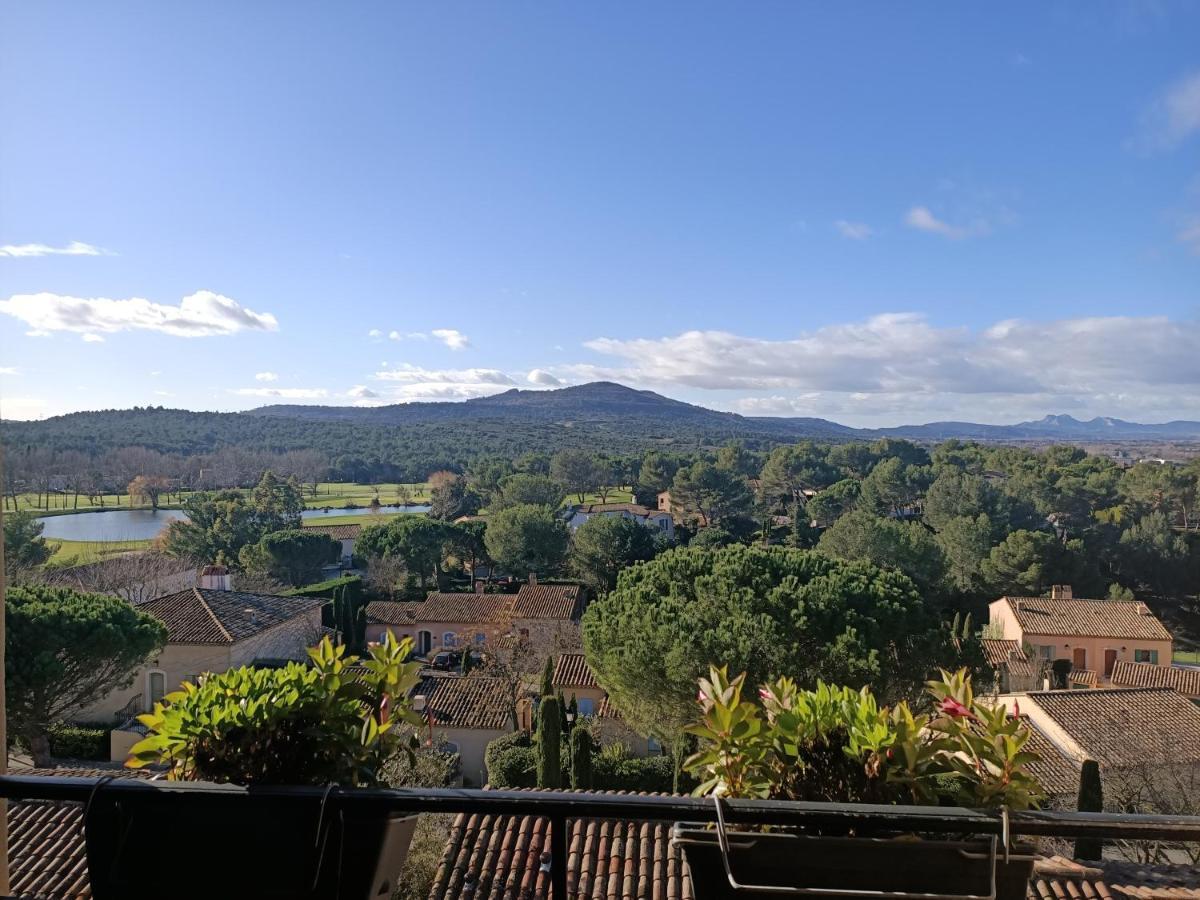 Charmant T2 Climatise Avec Belle Vue , Golf De Pont-Royal Mallemort Exteriör bild